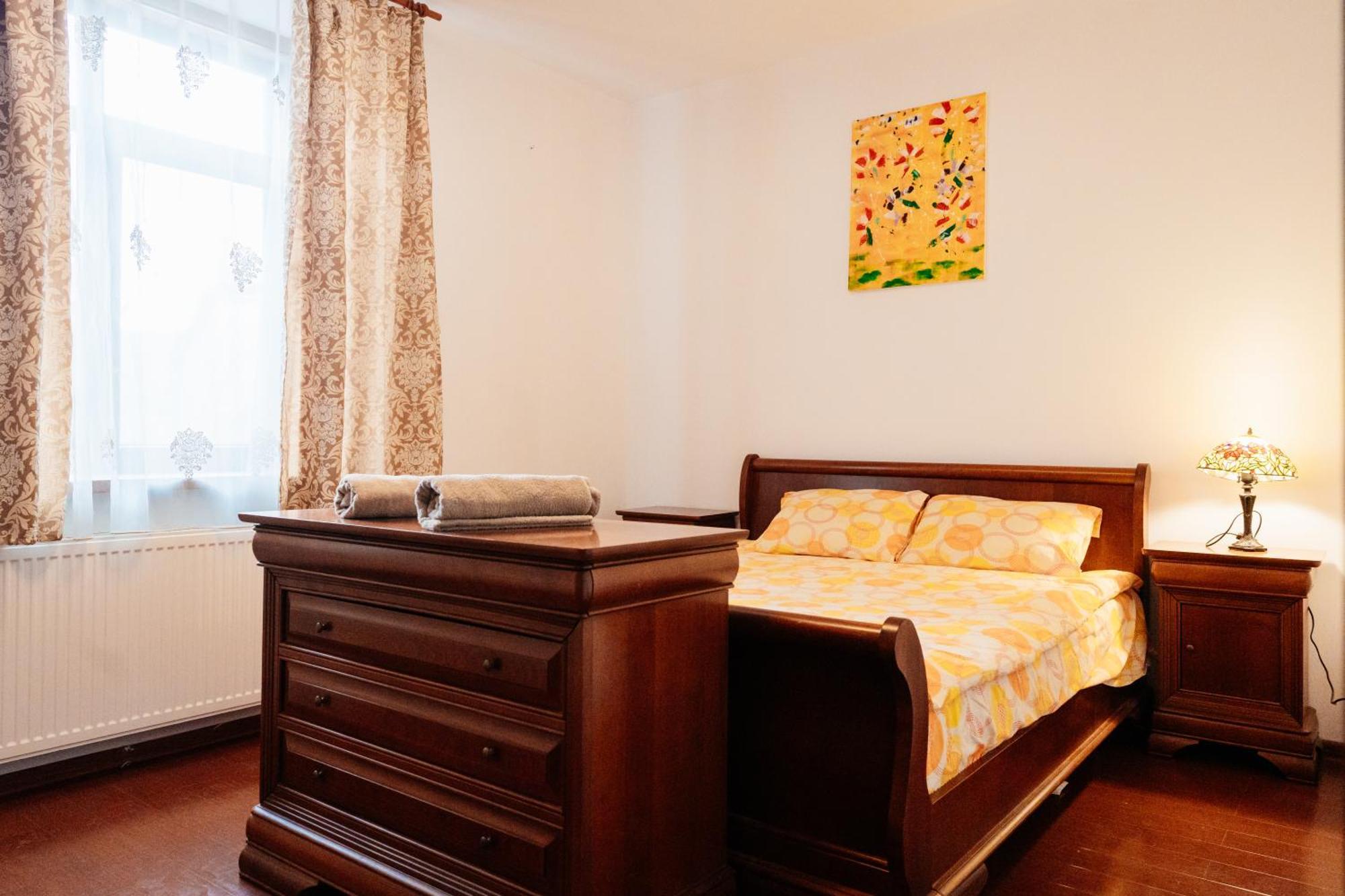 Maan Central Apartment Pet Friendly Location Брашов Экстерьер фото