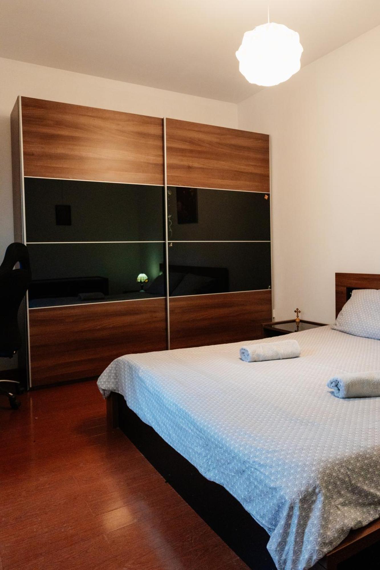 Maan Central Apartment Pet Friendly Location Брашов Экстерьер фото