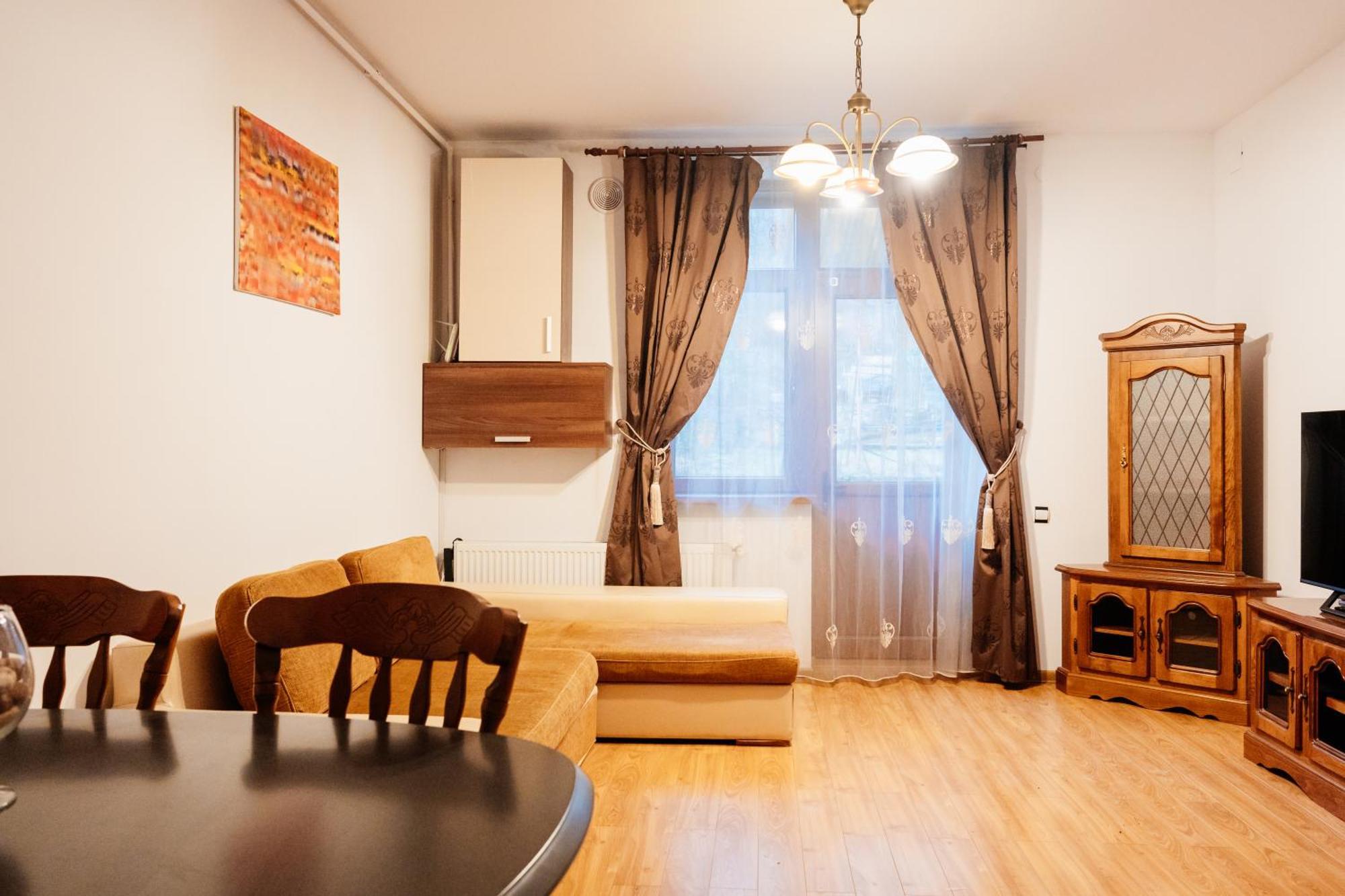 Maan Central Apartment Pet Friendly Location Брашов Экстерьер фото
